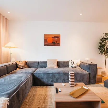 Designer 2br Flat Near Center & The Mosel River