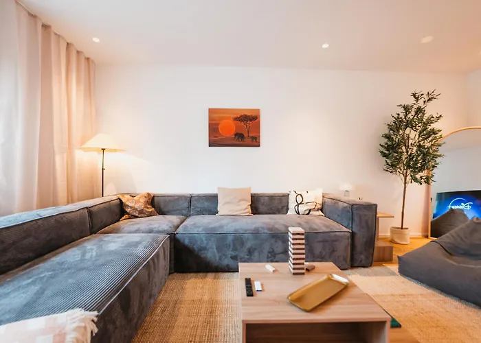 Designer 2br Flat Near Center & The Mosel River